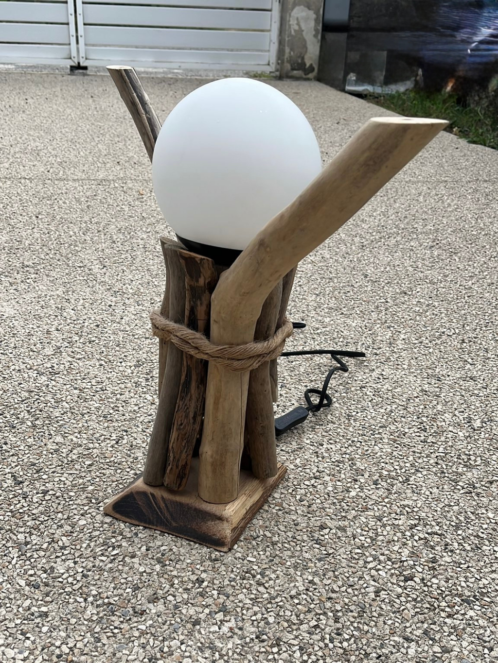 Lampe de chevet Victoire ✌️