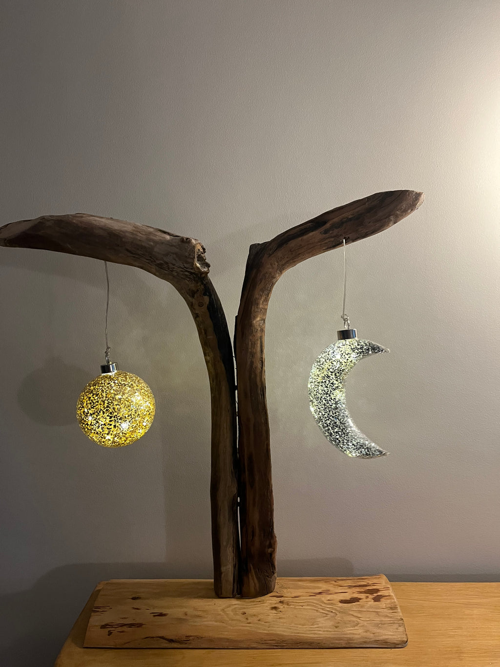 Illumination "la lune rencontre le soleil "