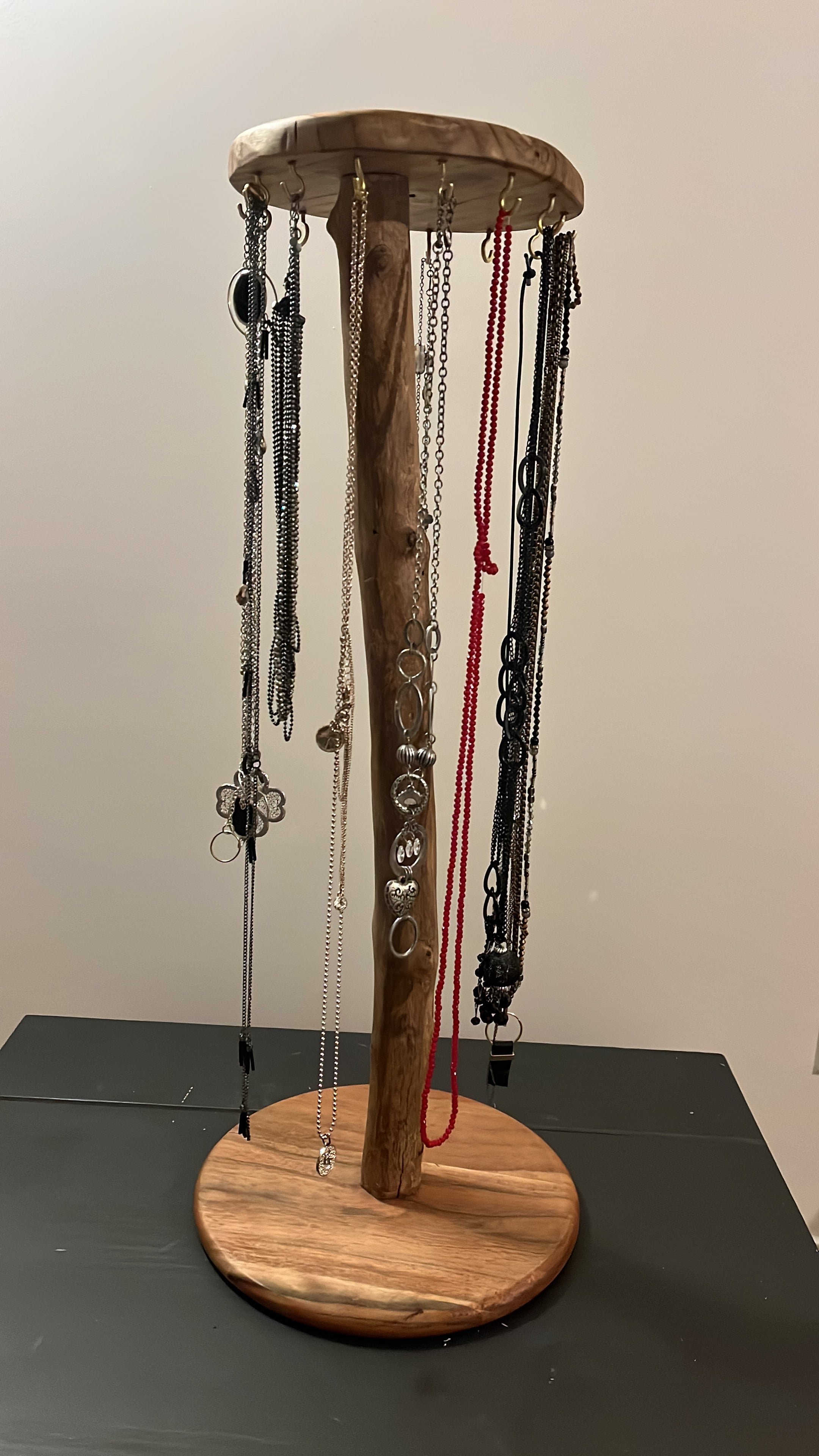 Porte bijoux / colliers et sautoirs