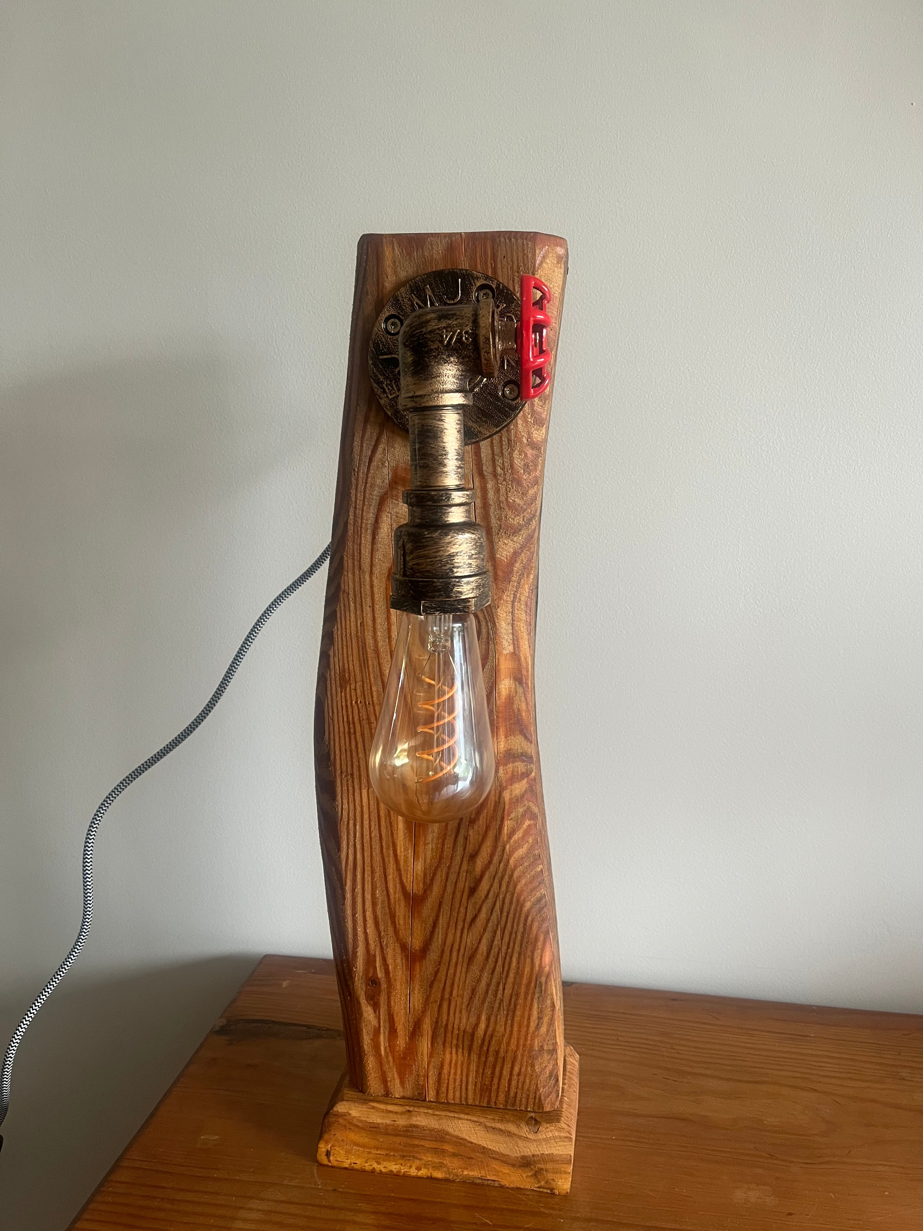 Lampe vanne d'eau